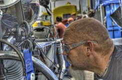 ROT biker Determines how to Repair his Bike